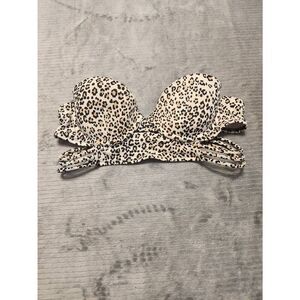 Victoria's Secret Size 32A Leopard Print Strapless Bikini Top